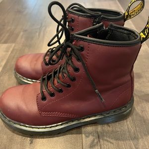 Dr Martens maroon boot size 3